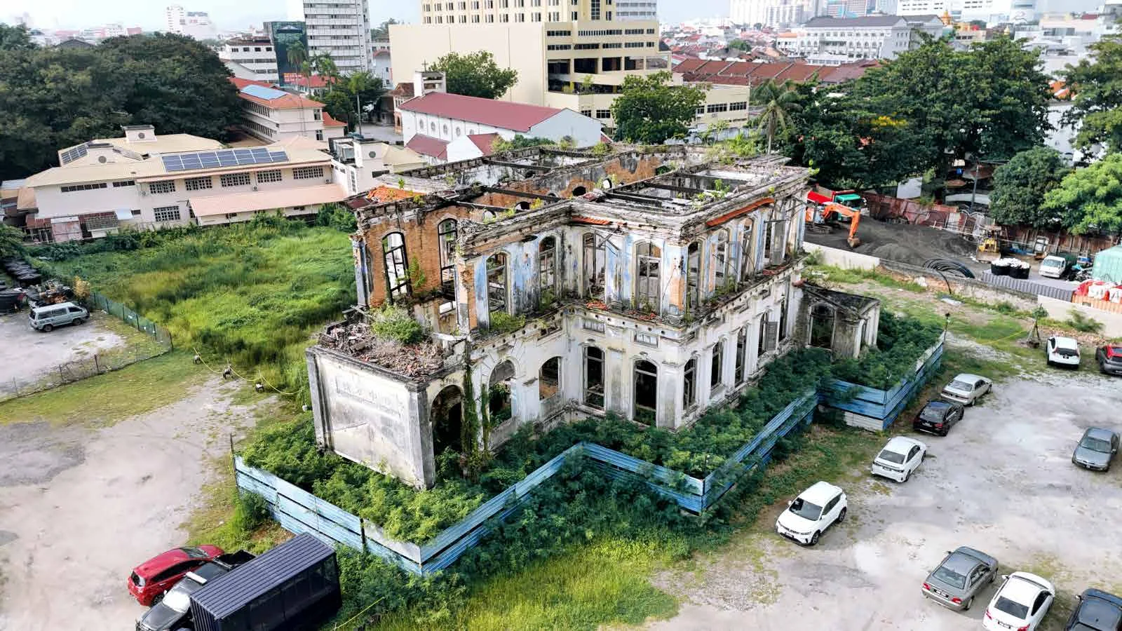 Aerial view of the historic Shih Chung (Goh Chan Lau) building in George Town